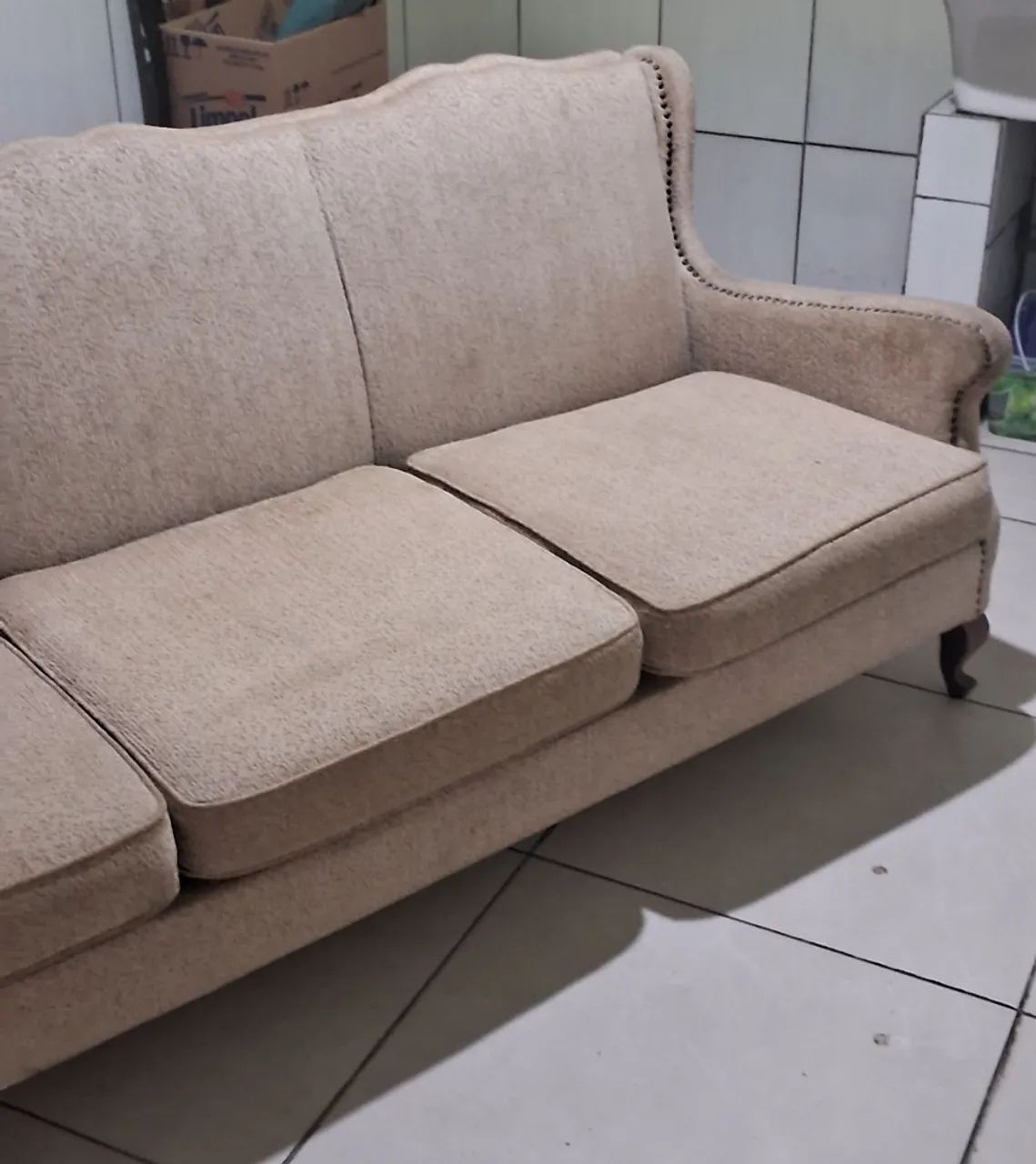 Sofa clássico,  pe cabriolete  - Foto 4
