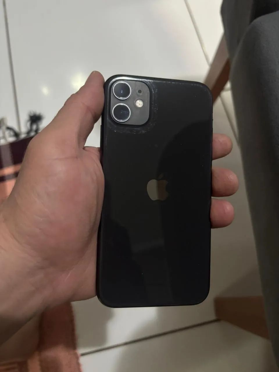 iPhone 11 64gb conservado - Celulares e Smartphones - Jardim do Zé
