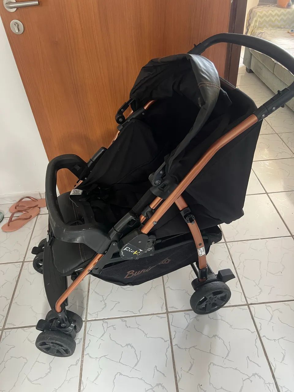 Carrinho de Bebê + Bebê conforto - Foto 3