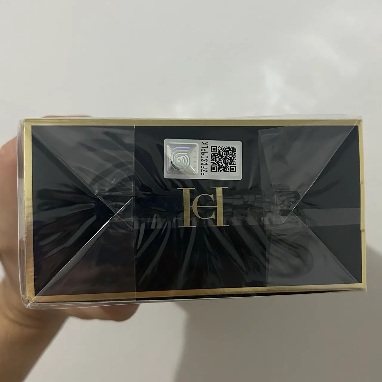 Perfume Good Girl Eau de Parfum 150ml - com Selo Adipec - Foto 3