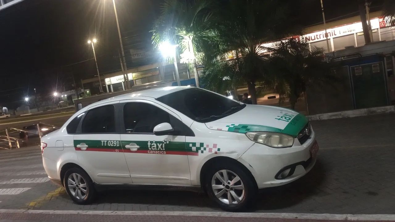 Fiat Grand Siena Grand Siena TETRAFUEL 1.4 Evo F. Flex 8V 2015
