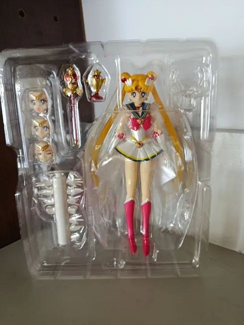 Super Sailor Moon Sh Figuarts - Foto 4