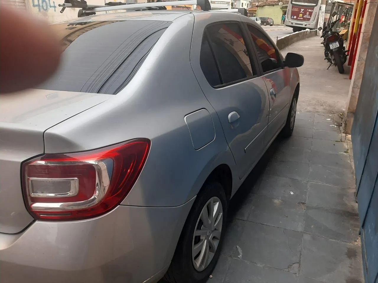 Renault Logan Expression Flex 1.0 12V 4P 2019 - Foto 4