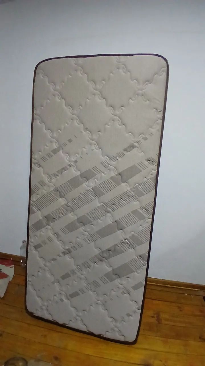 Cama solteiro