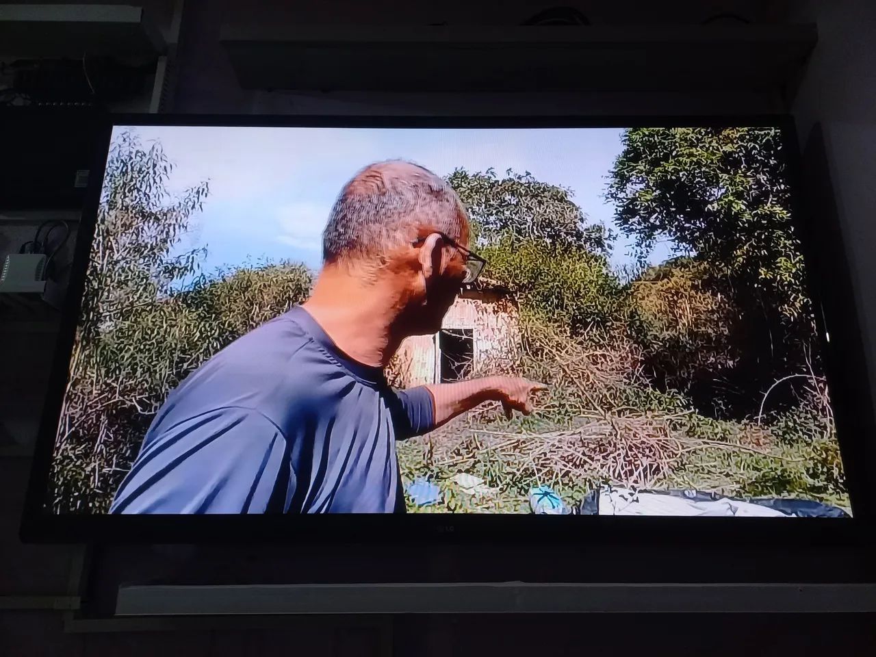 Tv  - Foto 4