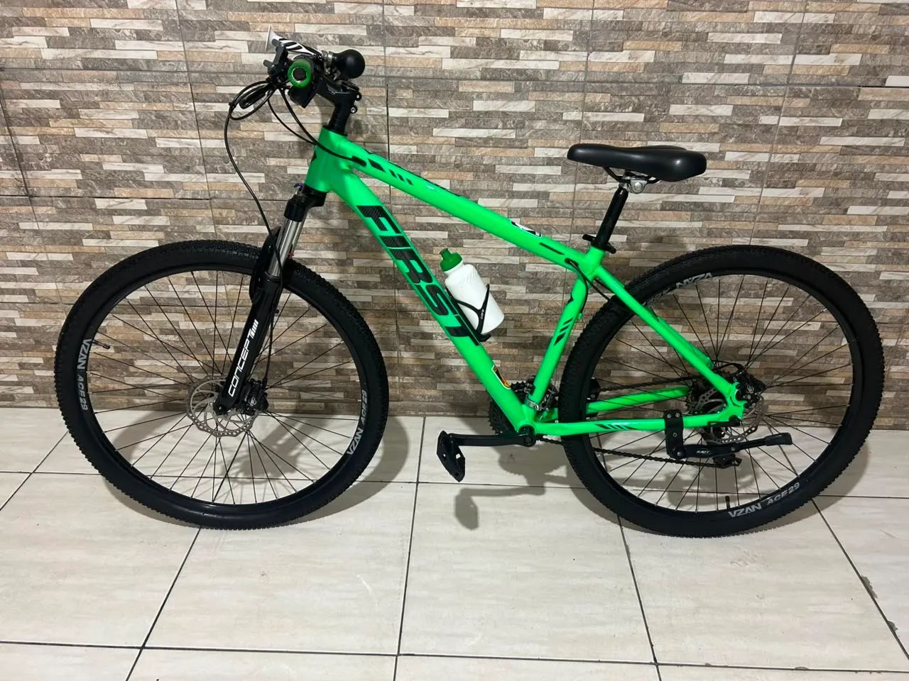 Bicicleta mountain bike first aro 20 - Foto 4