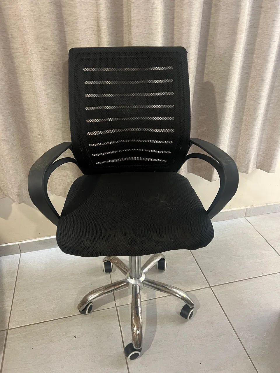Cadeira de mesa, computador, escritório e ect.. - Foto 4