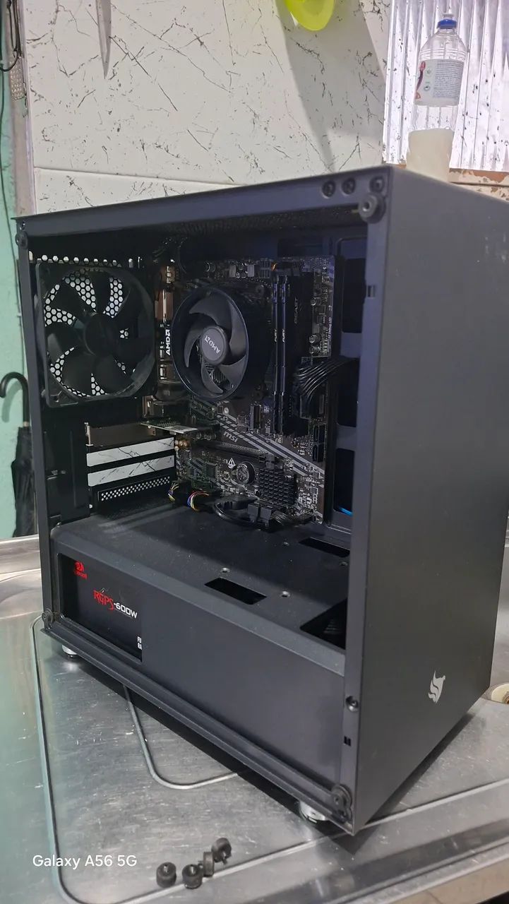 Ryzen 3 2200G+16GB RAM - Foto 2