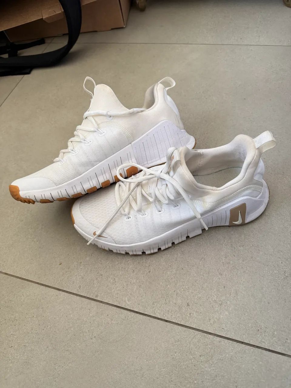 Nike Metcon 6 tamanho 39 branco - Foto 2