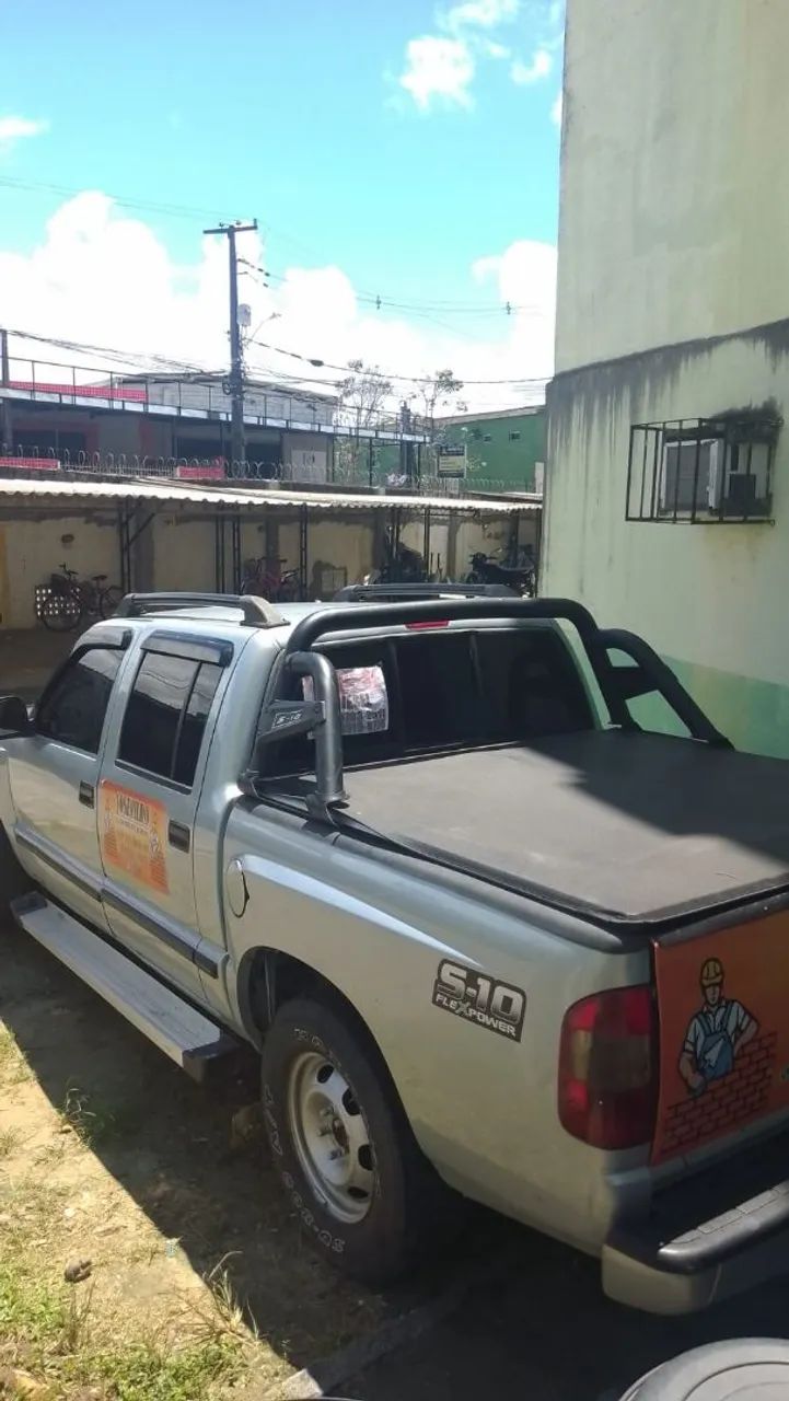 Chevrolet S10 Pick-up STD 2.8 4X4 CD TB Int.dies. 2001