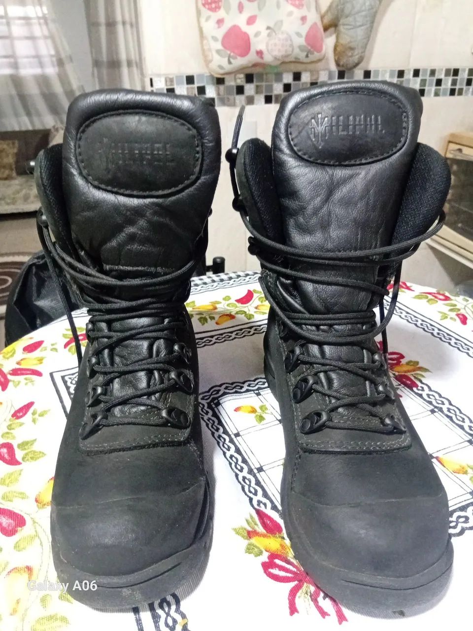 Bota cuturno número 34/35 - Foto 3