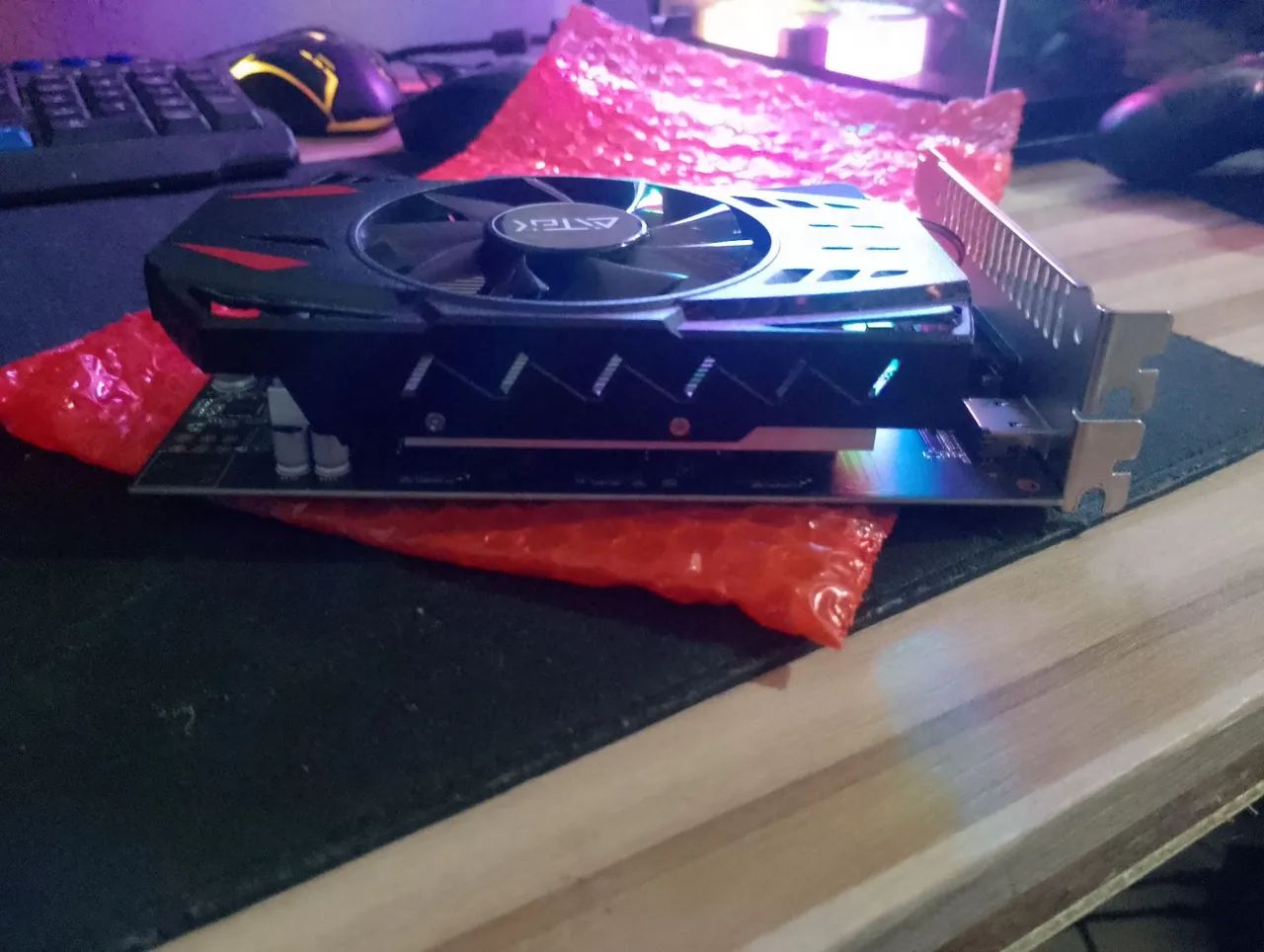 GTX 550 TI - Foto 3