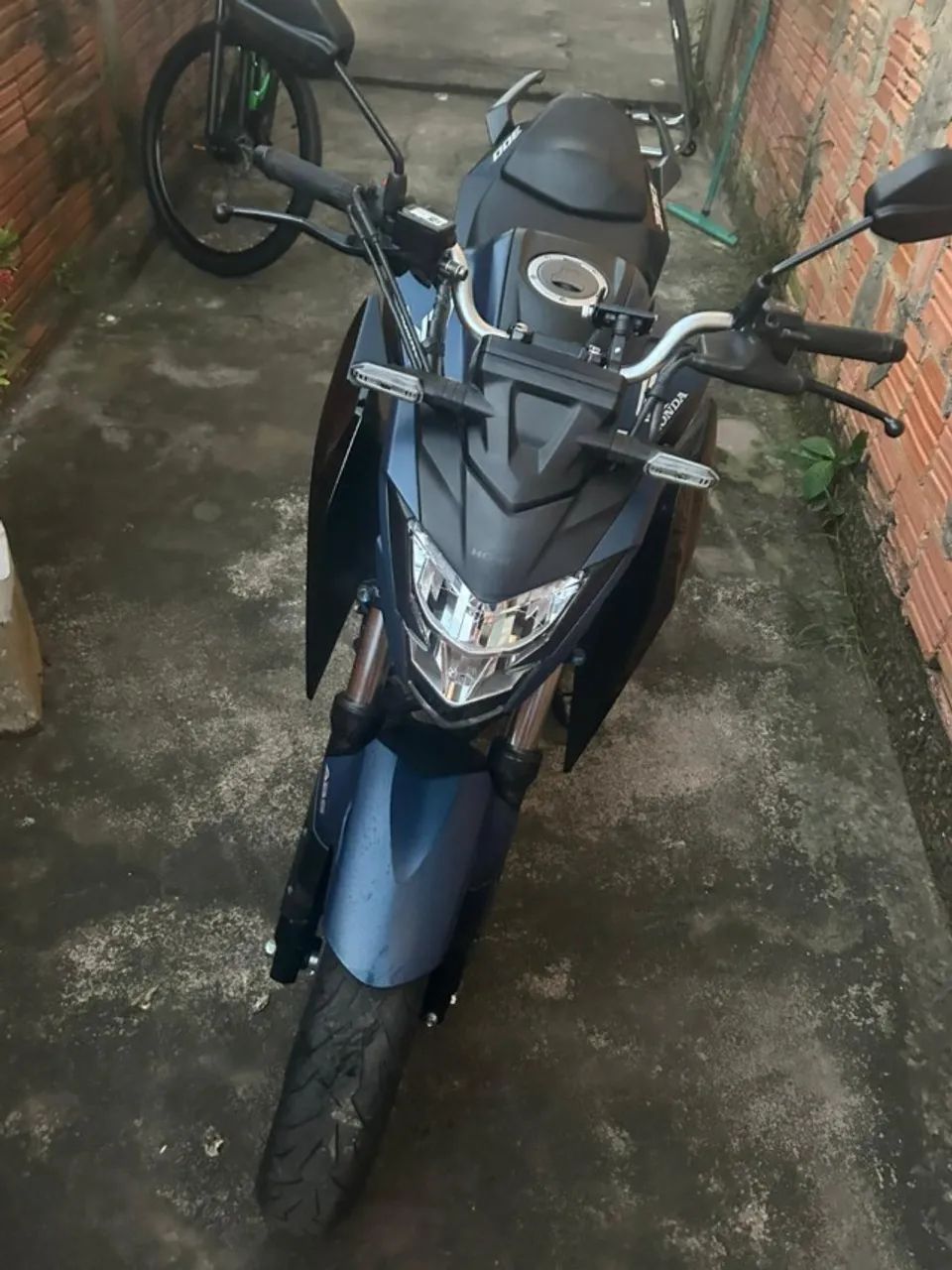 CB 300F ABS 2025