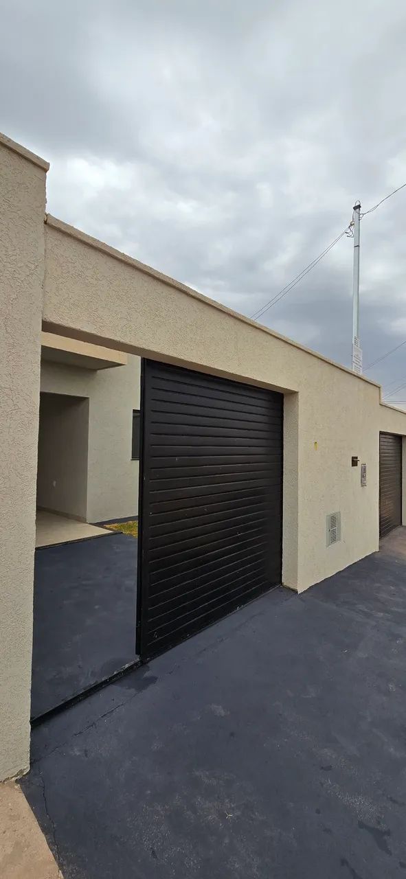 CASA A VENDA - TRINDADE-GO 
