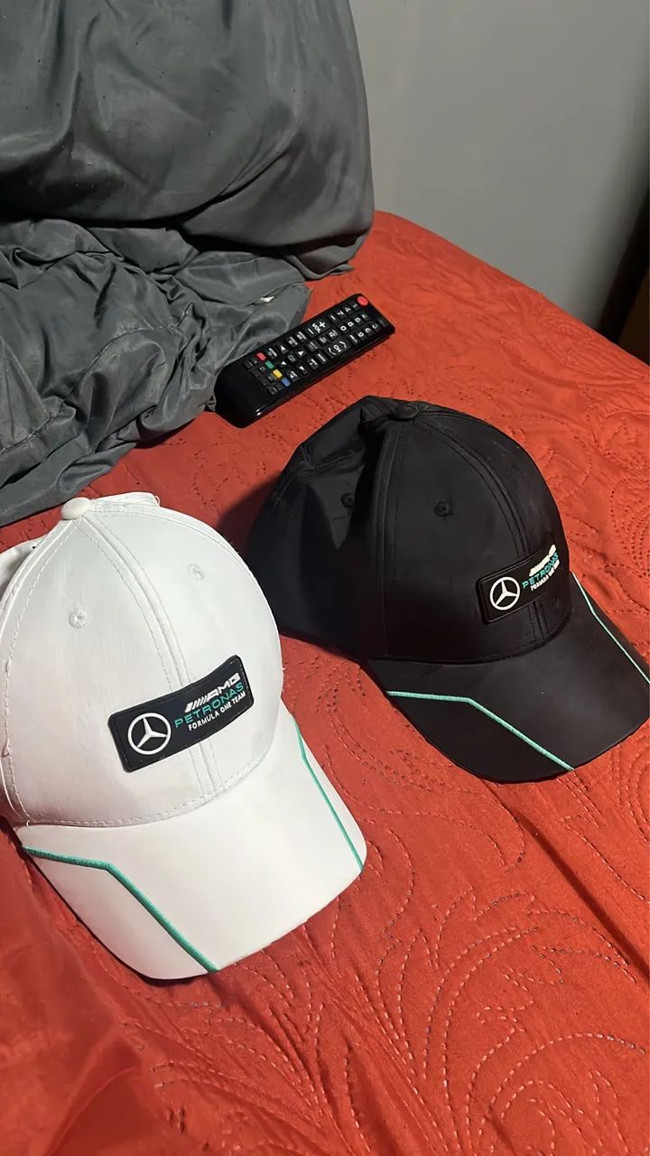 Bonés da puma 