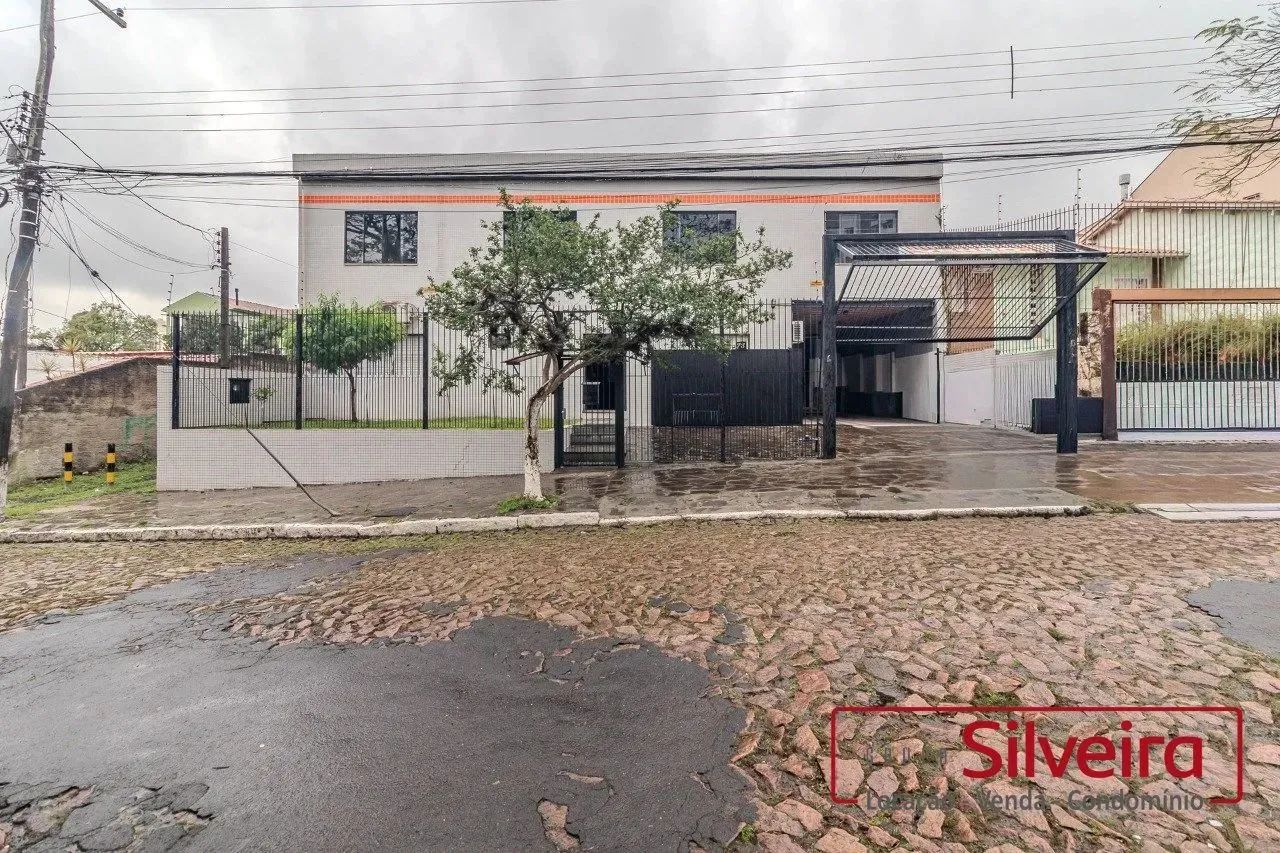 Pavilhão multifuncional no bairro Partenon