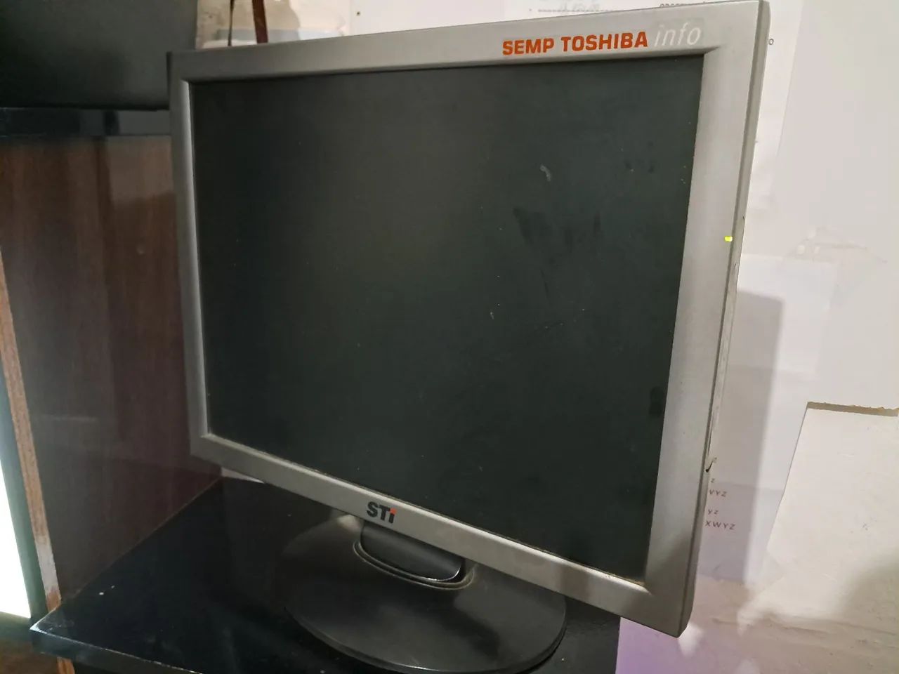 Monitor 15" polegadas semp toshiba - Foto 5