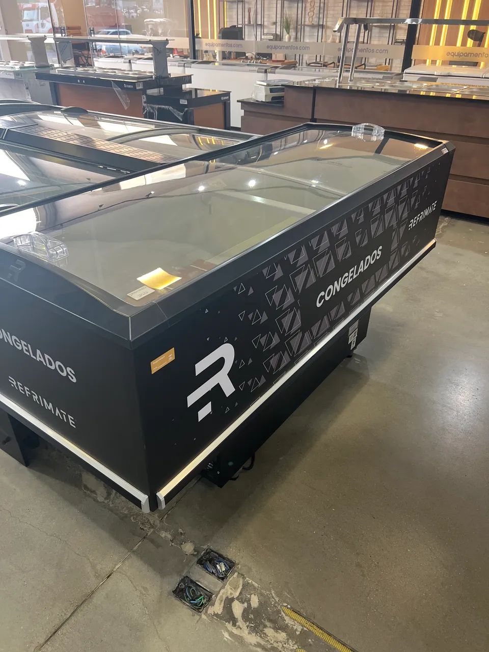 Ilha para congelados - Refrimate - 2m 