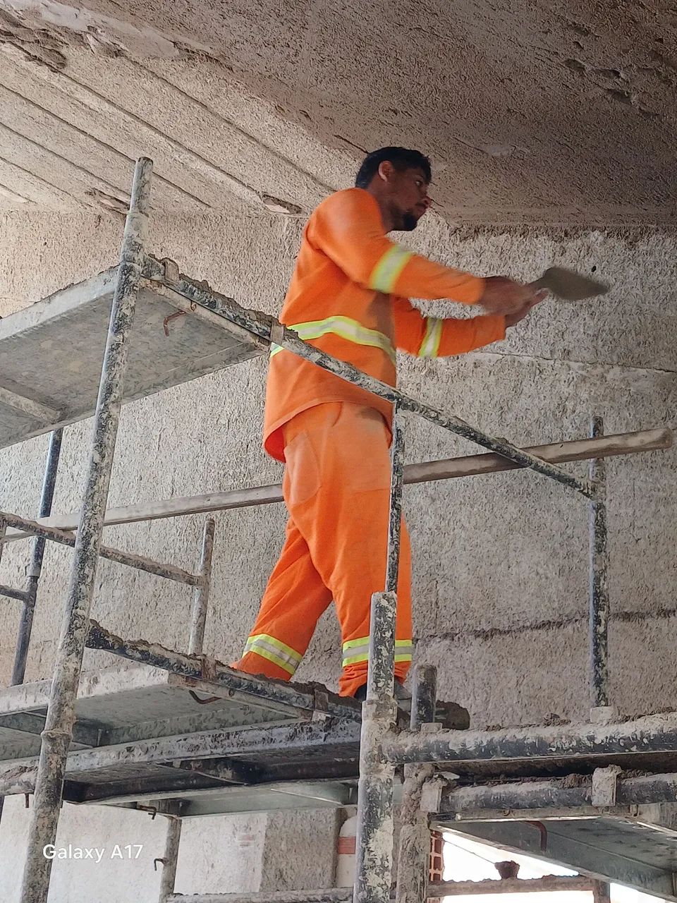 Reboco,alvenaria,pintura reformas no geral  - Foto 3