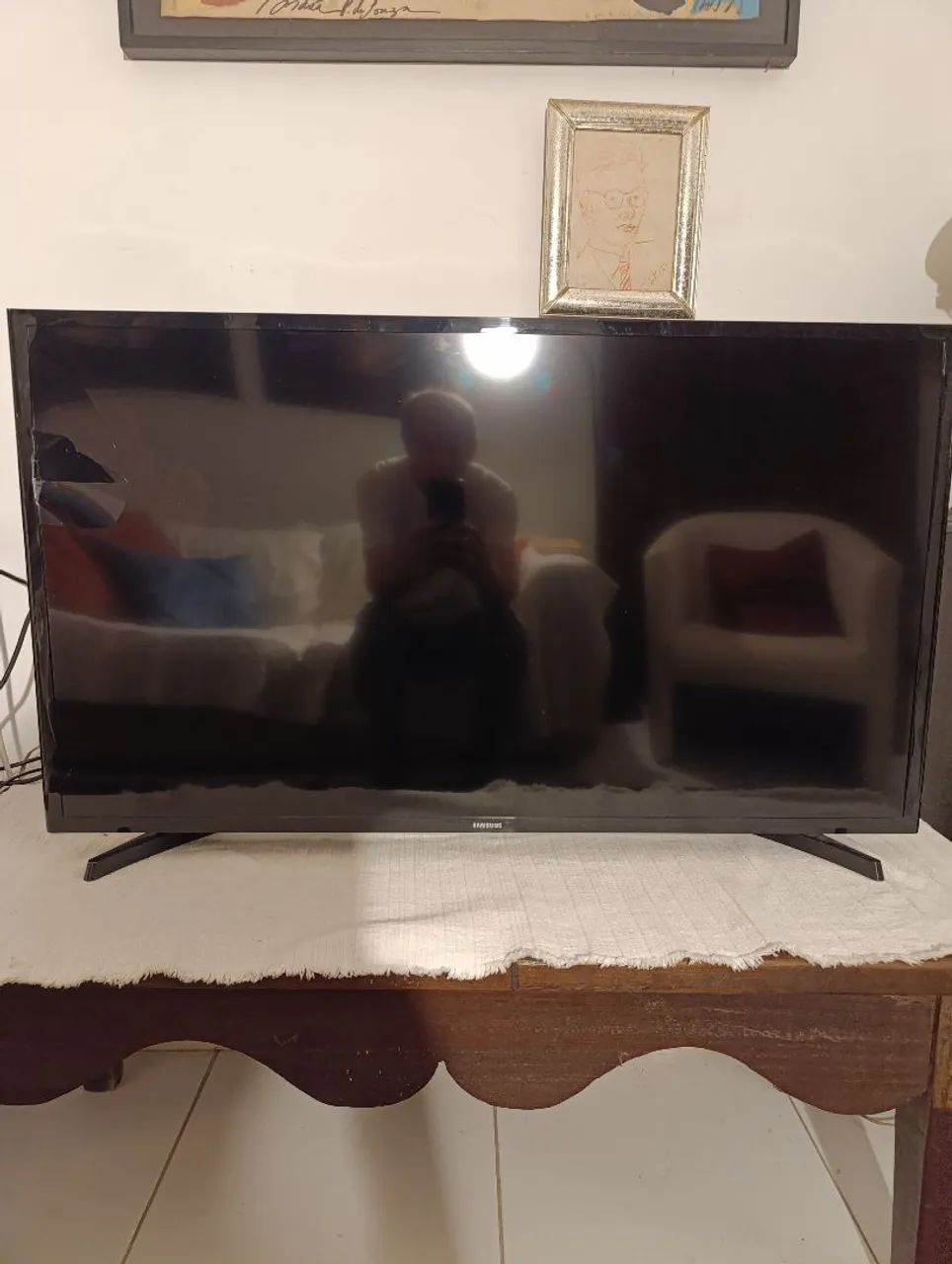 Vendo SmartTV Samsung 40' com tela danificada - Foto 4