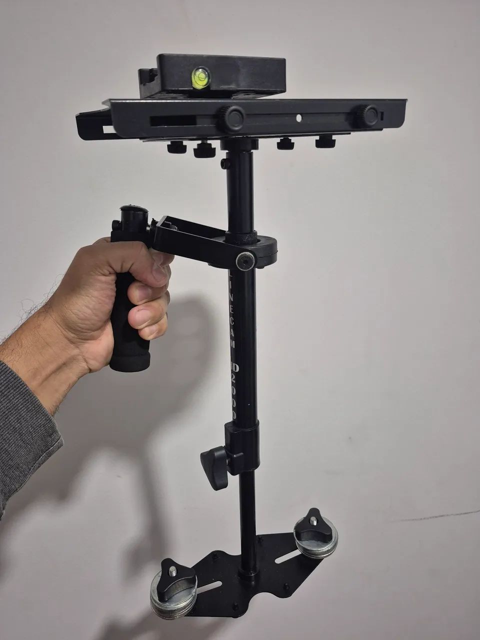 Estabilizador DSLR Steadycam LineCam HD 2000  + Bolsa