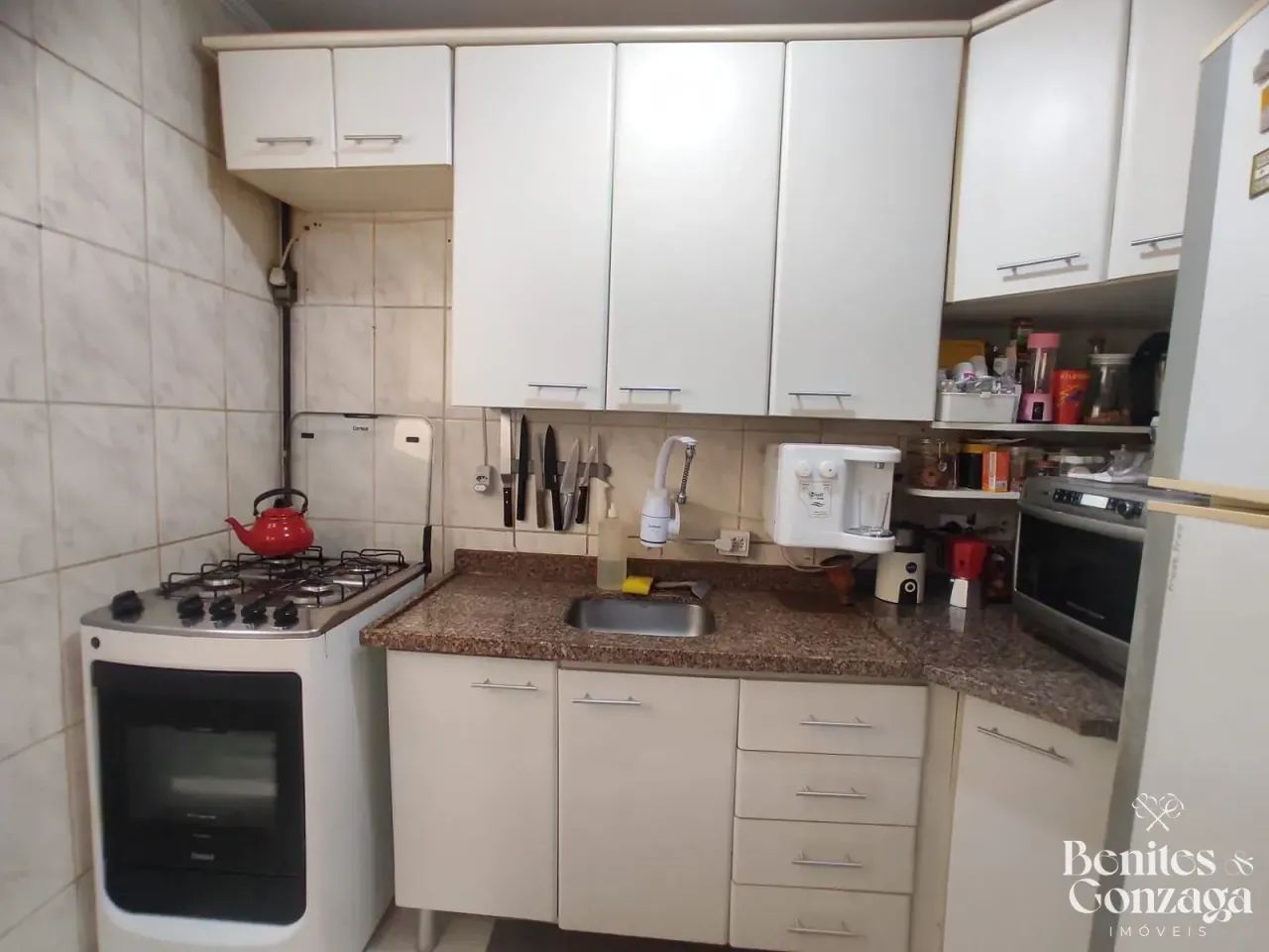 Venda - Apto com 3 quartos no Jd Tabaete Maringá, PR - Foto 2