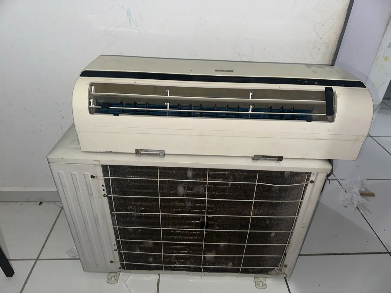 Ar condicionado  9mil Btus - Foto 4