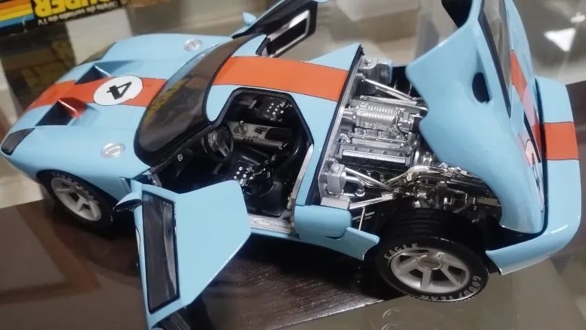 Miniatura Ford GT - Escala 1/18 - Foto 5