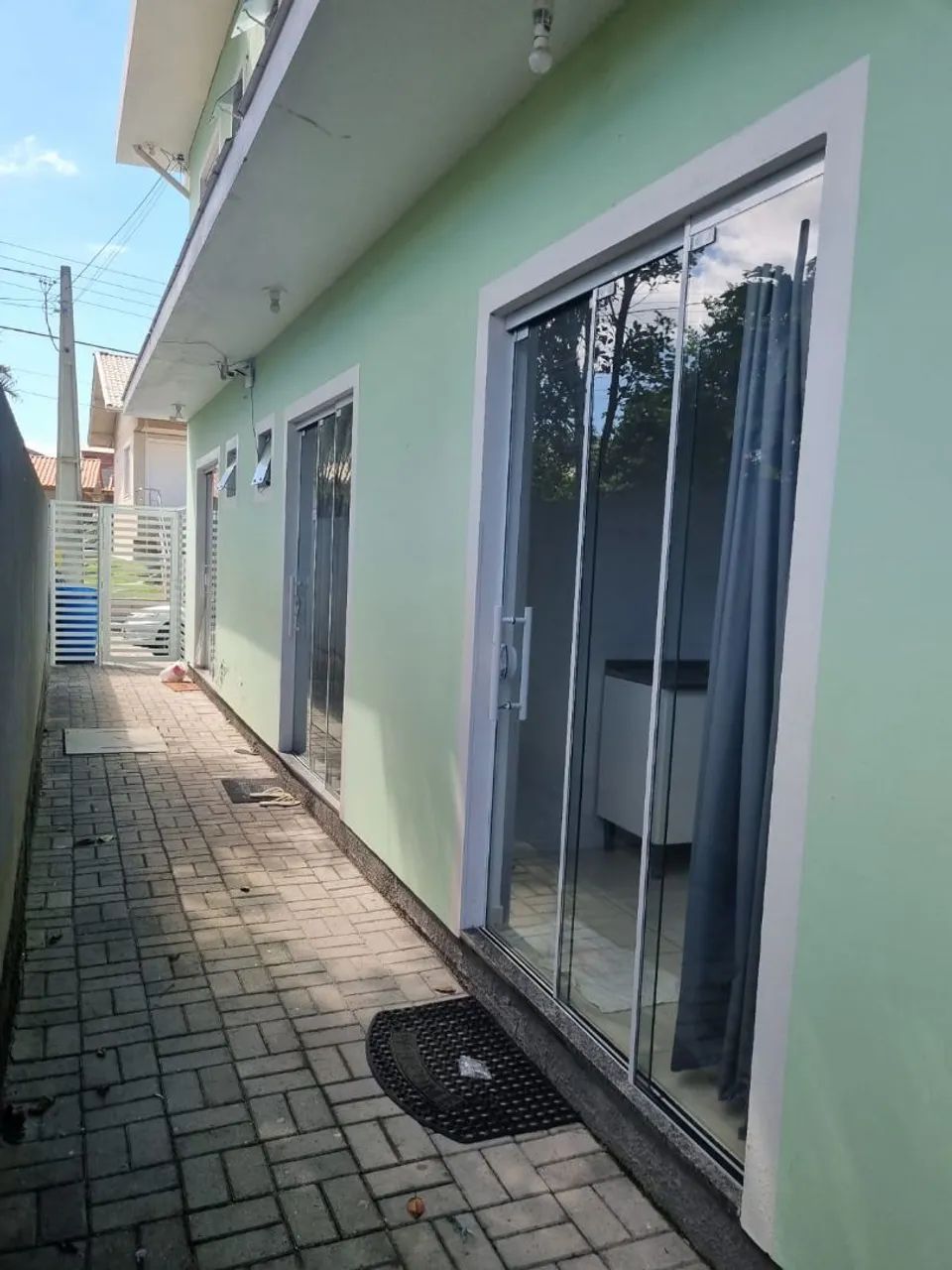 Alugo apartamento no Morro das Pedras 