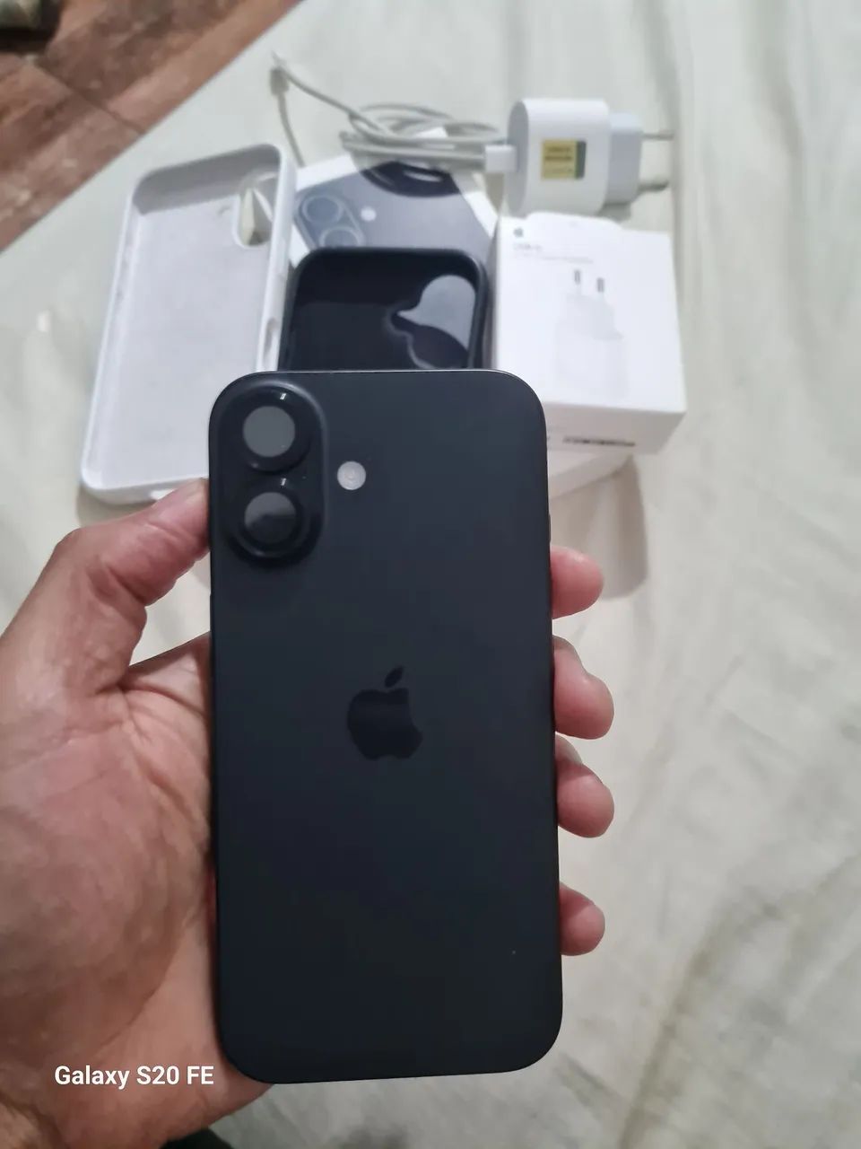 Iphone 16 ainda na garantia Apple. - Foto 2