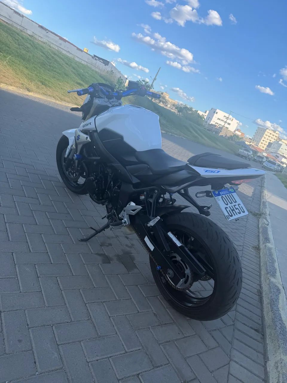 Suzuki Gsr 750 abs 