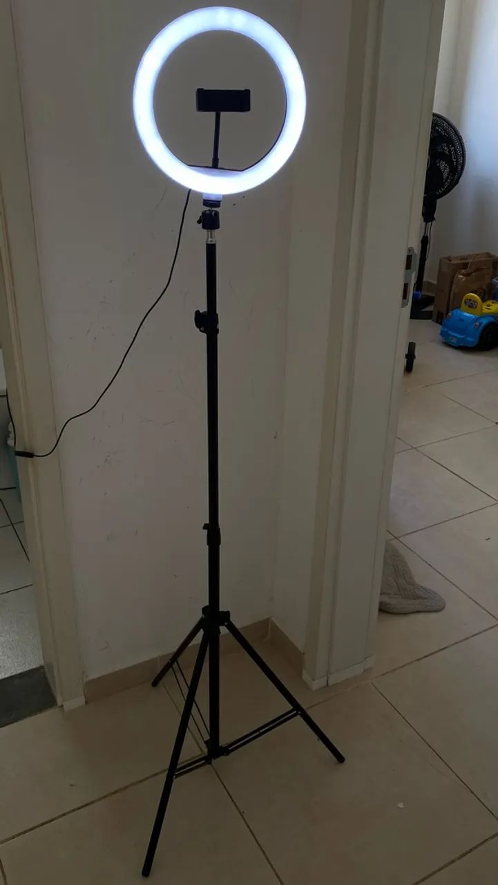 Ring Light Profissional Led 12 Polegadas 30 Cm Com Tripé De 2 metros Suporte De Celular