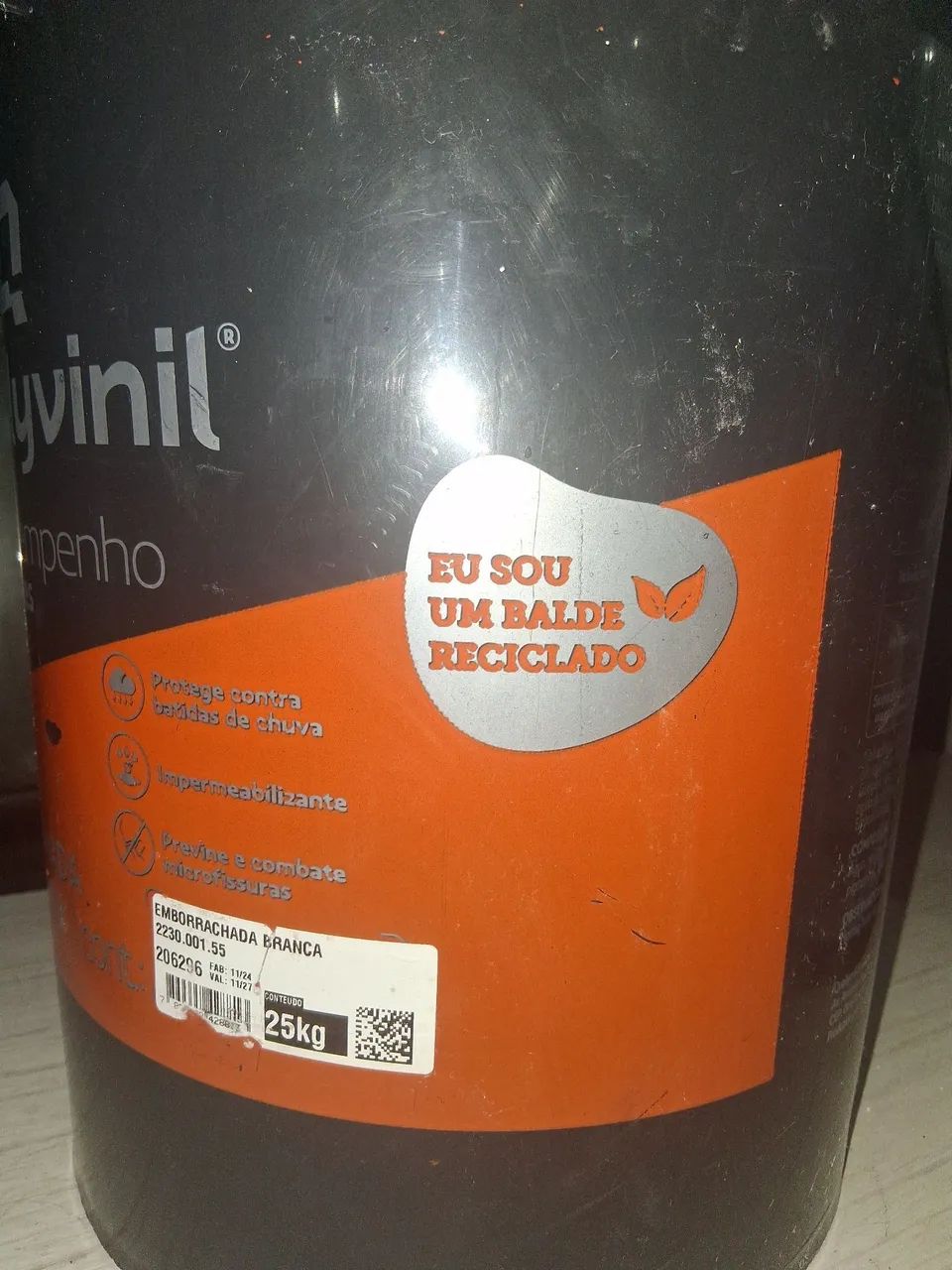 Tinta emborrachada Qualyvinil balde  branca - Foto 3