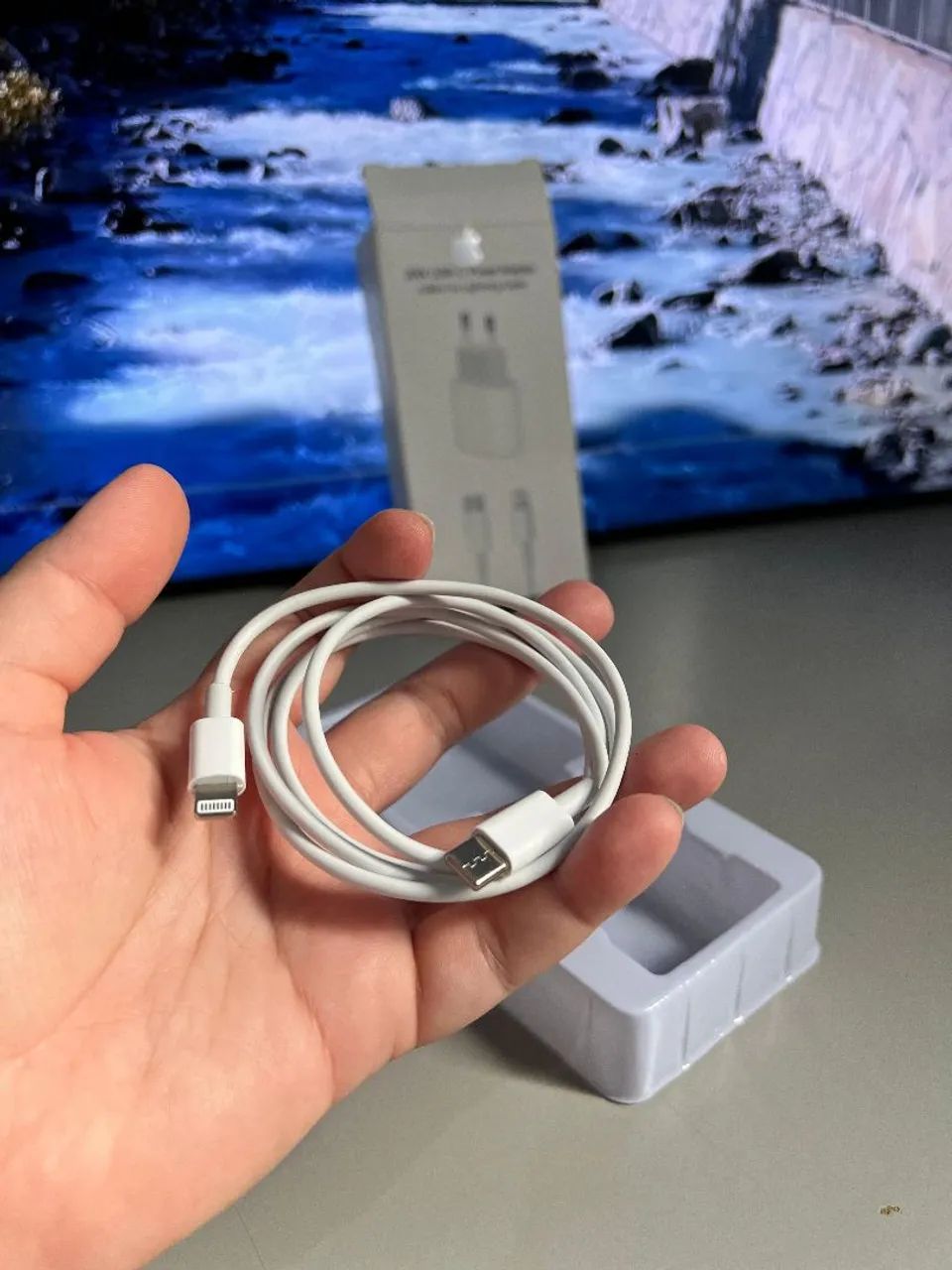 Kit Carregador iPhone 20W USB-C para Lightning - Foto 4
