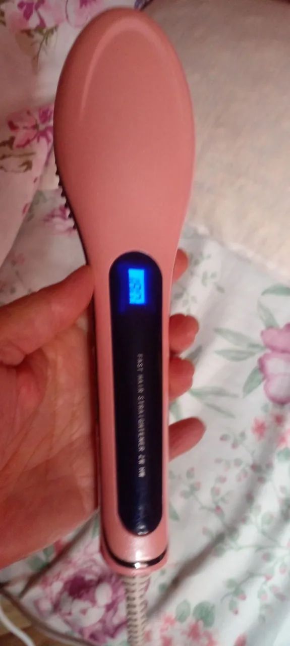 Escova cabelo 110w semi nova 