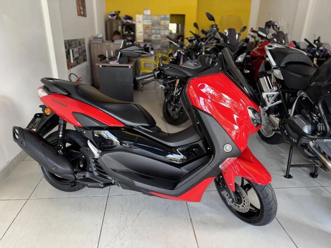 YAMAHA NMAX 160 ABS