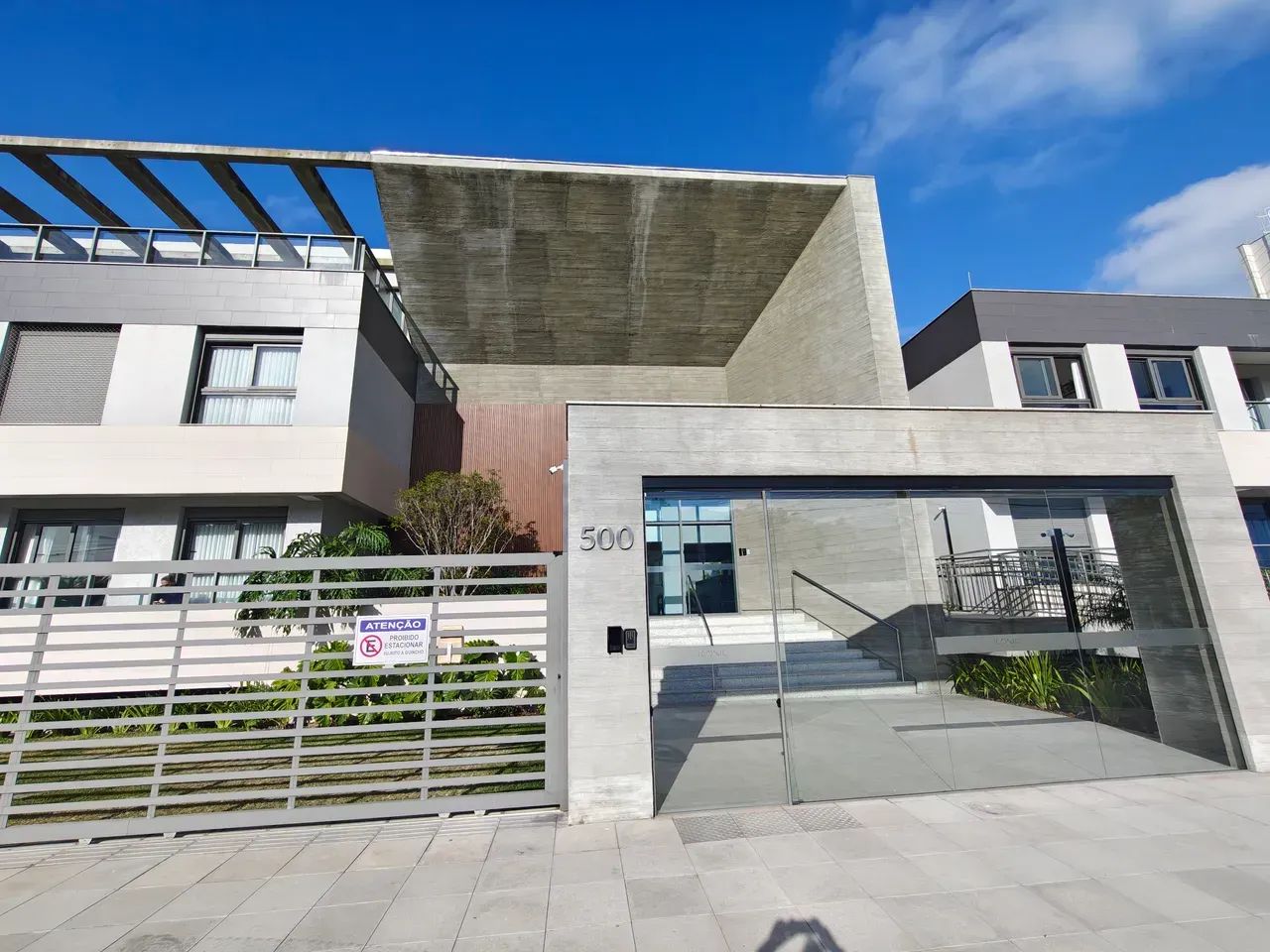 Apartamento com 3 dormitórios á Venda -  Iconic Home Resort, Morro das Pedras - Foto 2