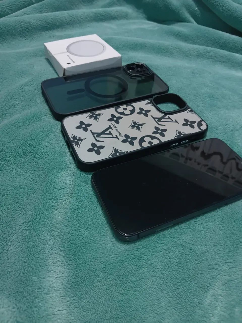 Troco iPhone 11 tudo ok por poco x6 pro