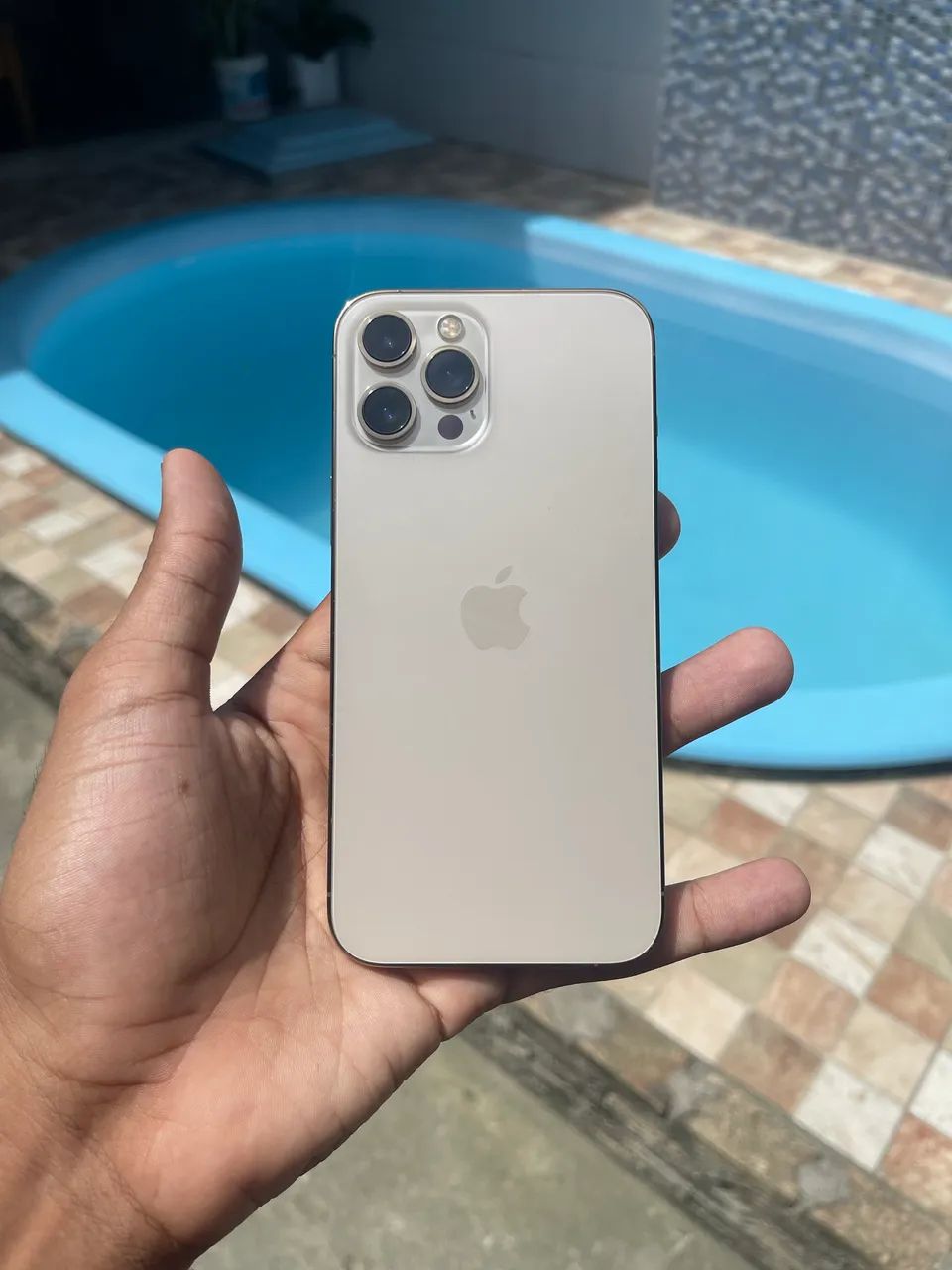 IPHONE 12 PRO MAX GOLD - 128GB EM ÓTIMO ESTADO!! / PRA VENDER RAPIDO - Foto 2