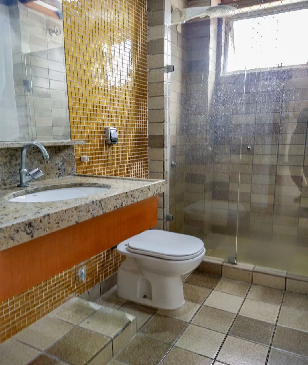 Ed. Cristo Rei - Apartamento à Venda| 4 Suítes | 2 Vagas de Garagem| med. 317,00m² | Crema - Foto 18