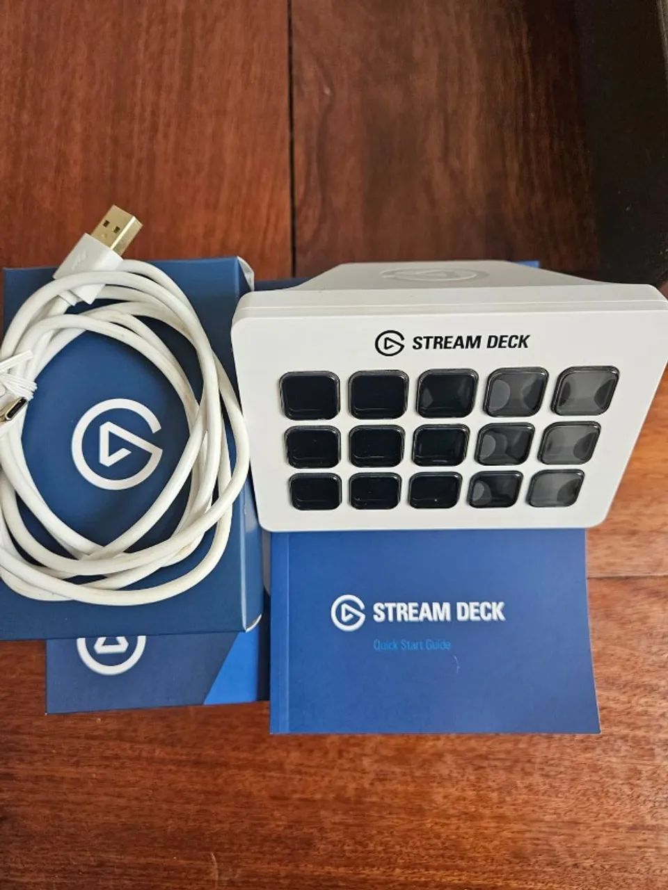 Stream Deck Elgato MK.2 BRANCO (15 Teclas) - NOVO NA CAIXA