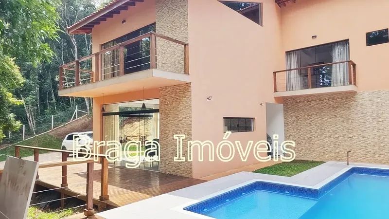 Ótima chácara com terreno de 2000 m² em condomínio fechado - Ibiúna - SP