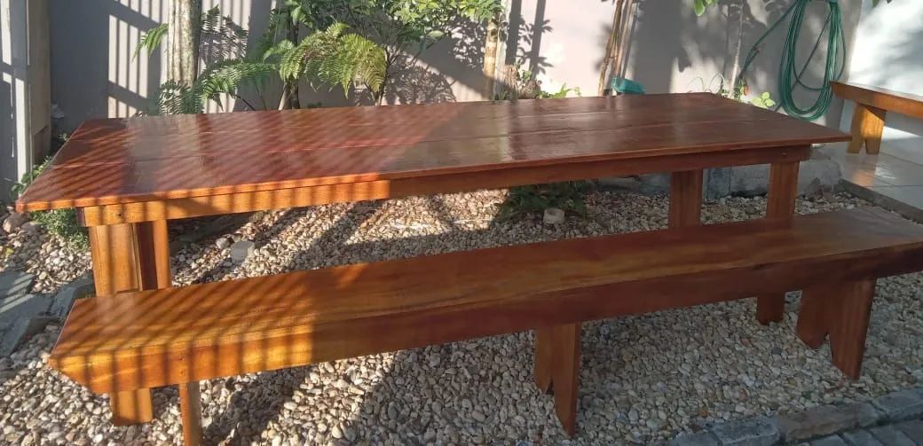 Conjunto de mesa e 2 bancos p/ churrasqueira e salão de festas  - Foto 4