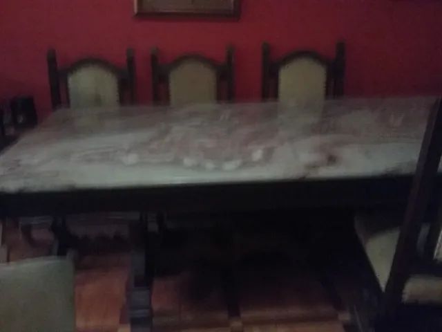 mesa jantar tampo mármore e madeira com 08 cadeiras - Foto 4