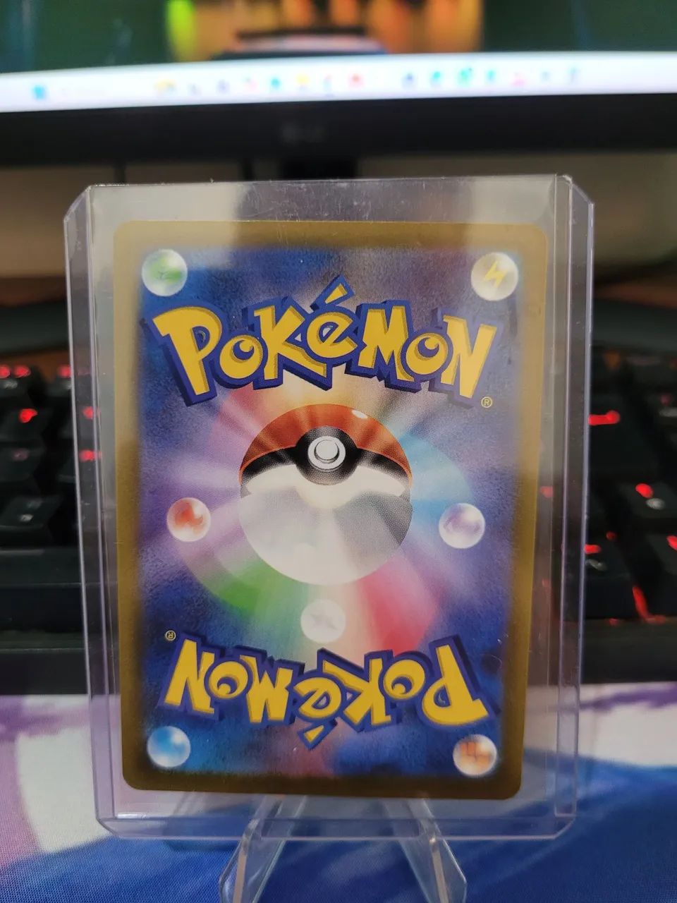 Carta Pokemo Suicune V - VSTAR UNIVERSE - Foto 2
