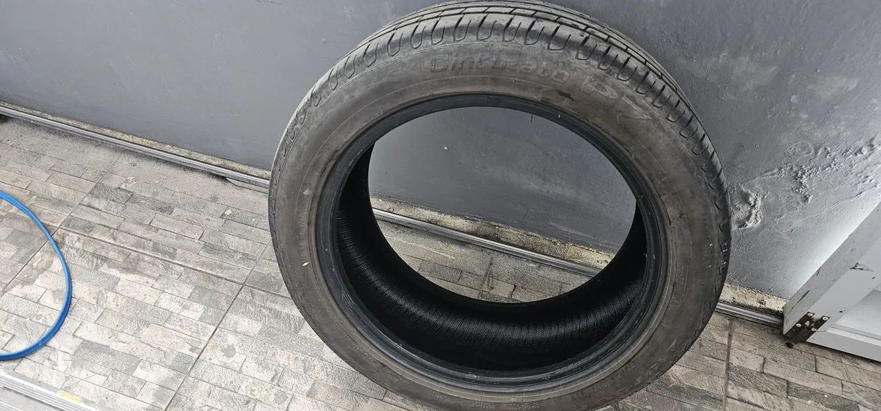 Pneu pirelli