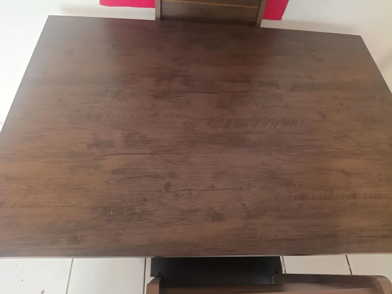 Jogo de mesa com 4 cadeiras - Foto 4