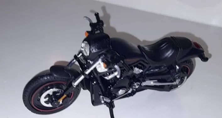Miniatura Da Moto Harley Davidson - Night Train - Escala 1.18 - Foto 2