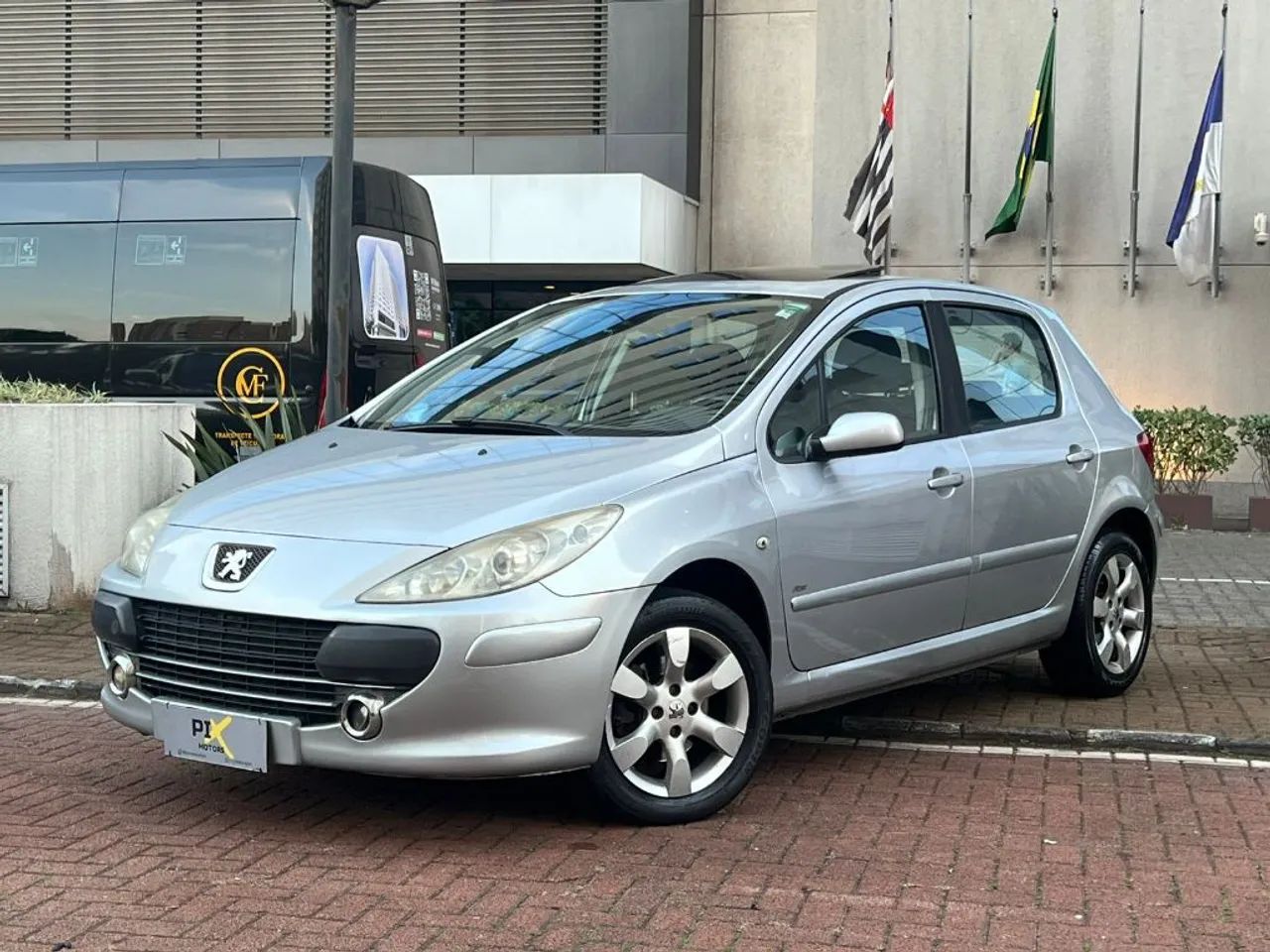 Peugeot 307 307 Presence 2.0 Flex 16V 5p Aut. 2011