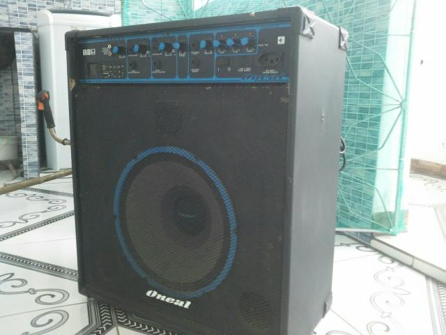Caixa amplificadar boca de 12"